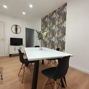 https://white-caves-catania-home-holiday.taorminaitalyhotels.com